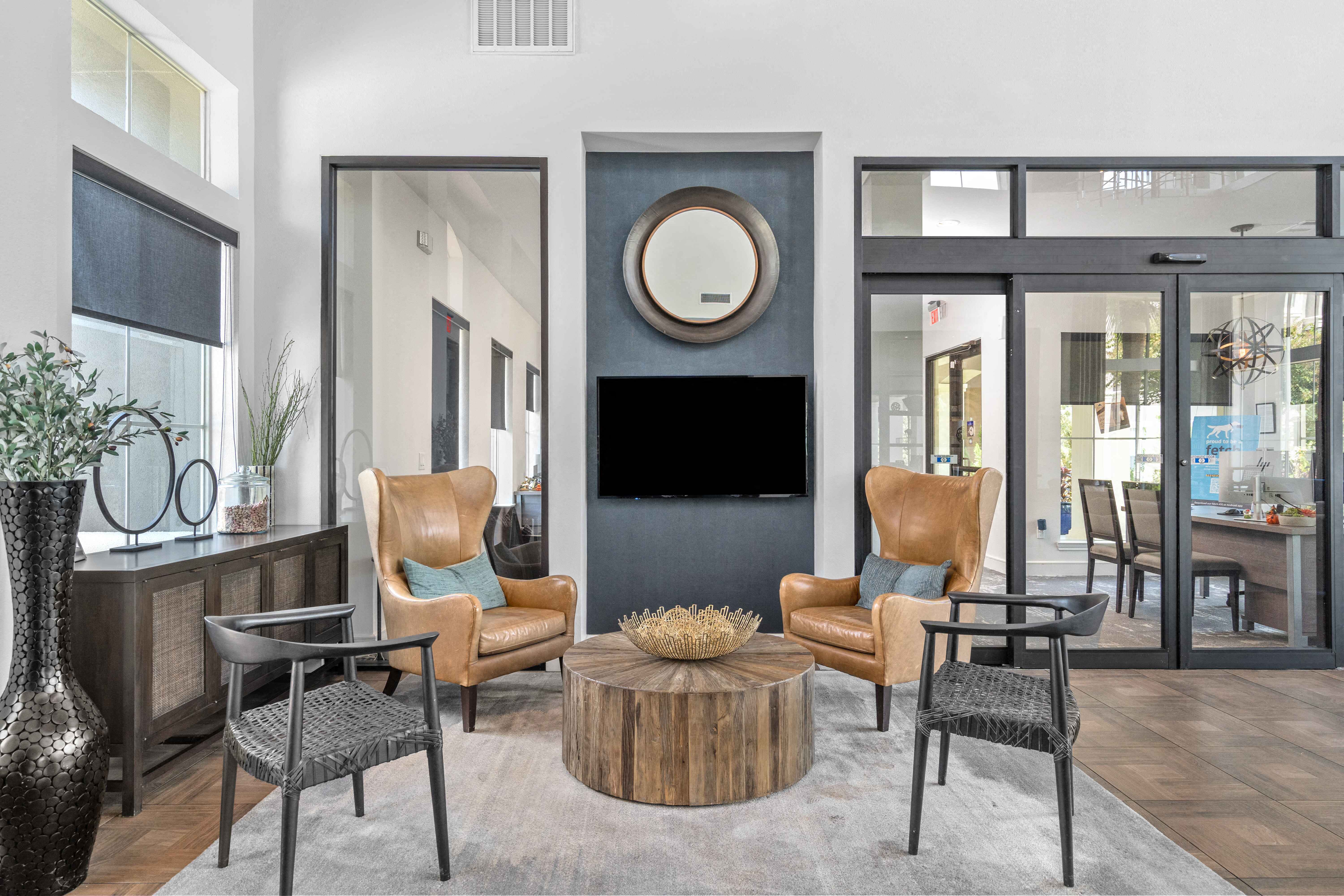 Gables Metropolitan Uptown is a similar property to Apex At Royal Oaks located in Houston